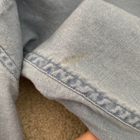 Men’s L Arrow Denim Shirt - Picture 3 of 3